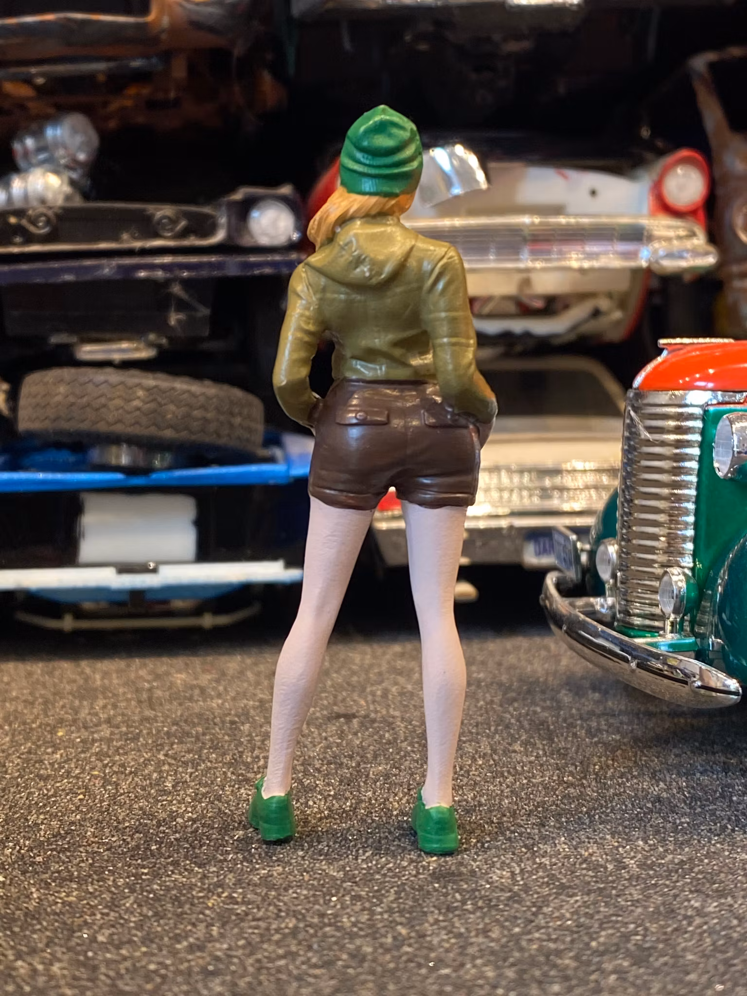 Skala 1/24 Kate gillar bilarna - American Diorama