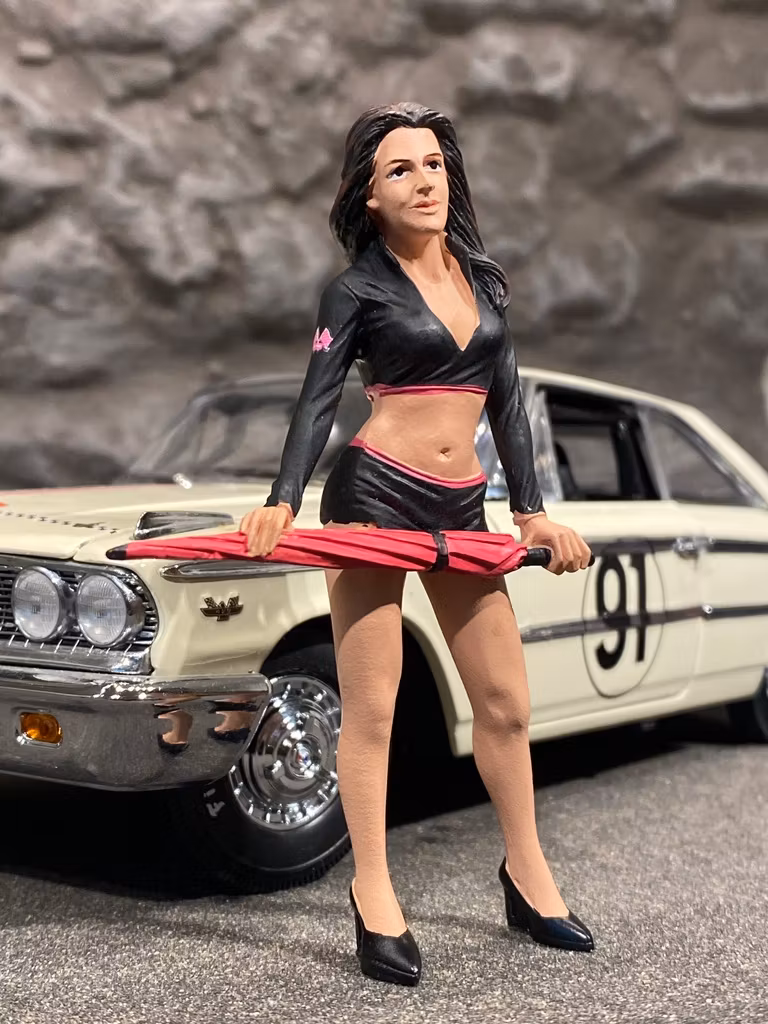 Skala 1/18 Marlene är redo med paraplyt - American Diorama