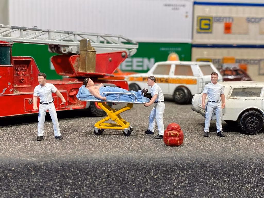 Skala 1/64 Figurer - Ambulans-personal + utr. Paramedic - American Diorama MiJo