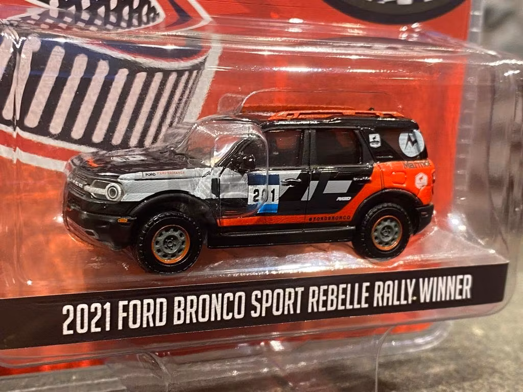 Skala 1/64 Ford Bronco Sport Rebelle Rally 21' - Running on Empty fr Greenlight