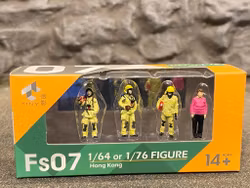 Skala 1/64 Figures Fs07 - 4 figures - Firefighters w a Woman fr Tiny Toys