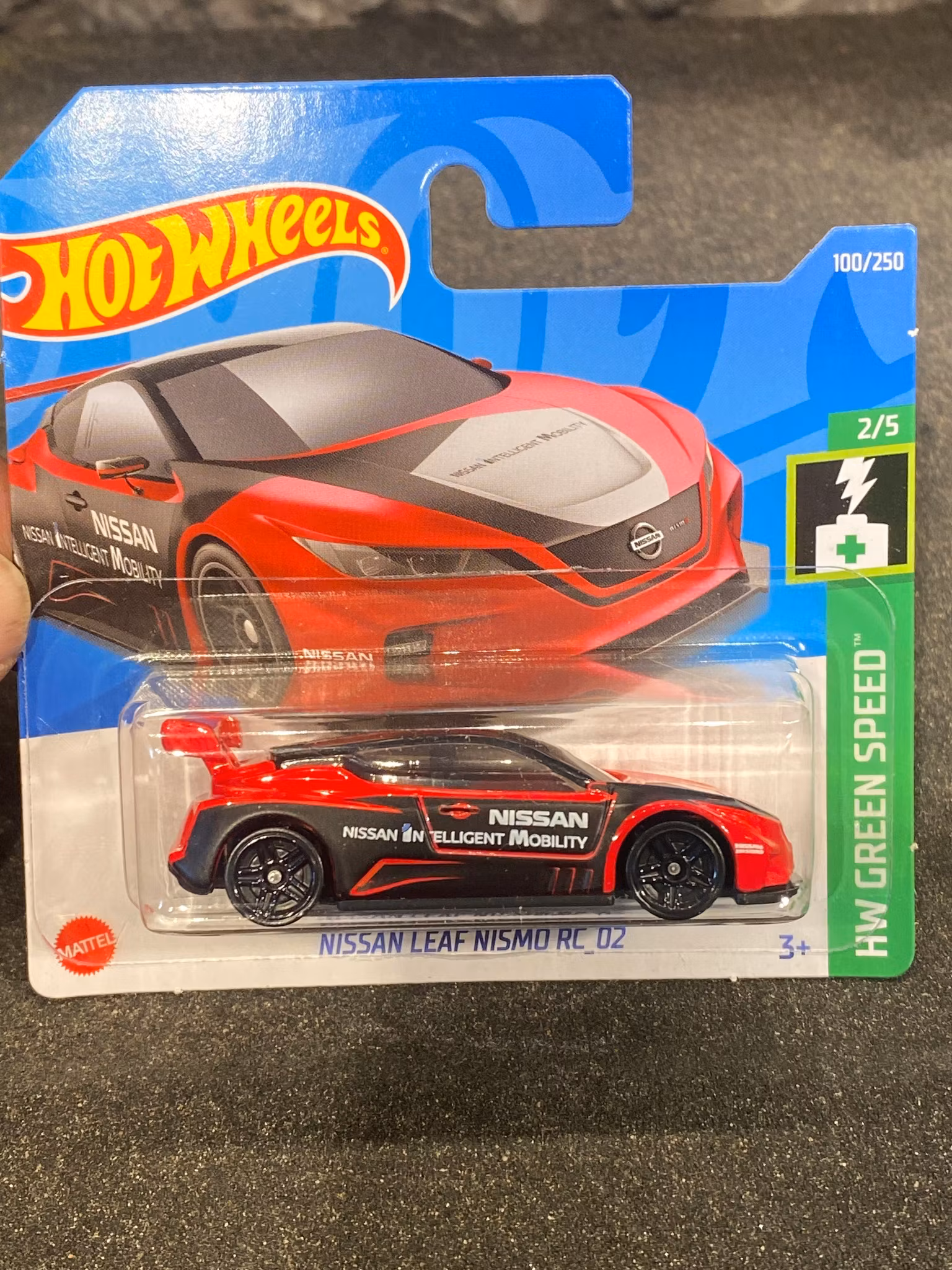 Skala 1/64 Hot Wheels,  Nissan Leaf Nismo RC02