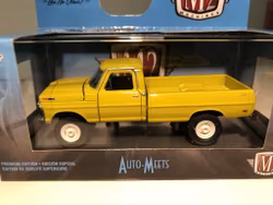 Ford F-100 Custom 4x4 70' "Auto Meets" skala 1/64 från M2 Machines