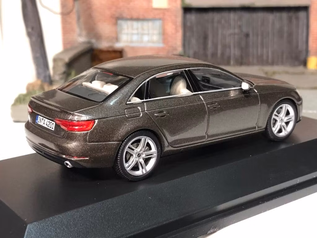 Skala 1/43: AUDI A4 fr Quattro GmbH
