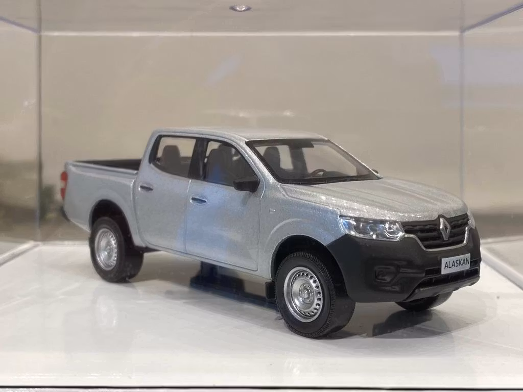 Skala 1/43 Mycket fin Renault Alaskan från NOREV