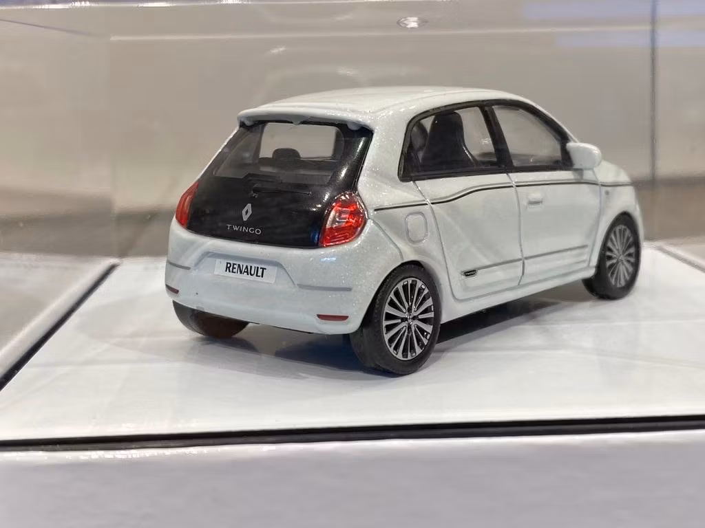 Skala 1/43 Mycket fin Renault Twingo från NOREV