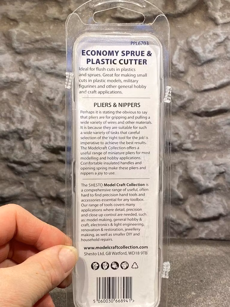 Enkel avbitare för plastarbeten från Modelcraft