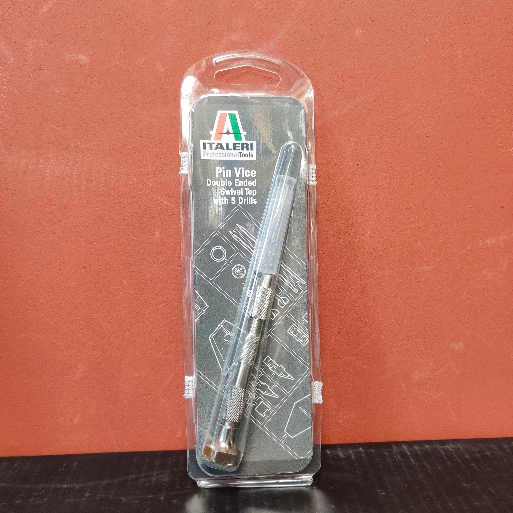 Svänghandtag med 5 borr för borrning för hand från Italeri