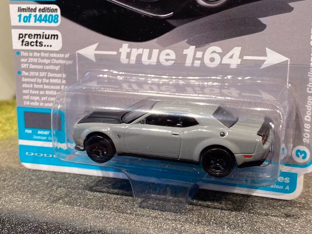 Skala 1/64 Dodge Challenger SRT Demon 18' fr AUTO WORLD Lim.Ed. Rel.2 Ver A