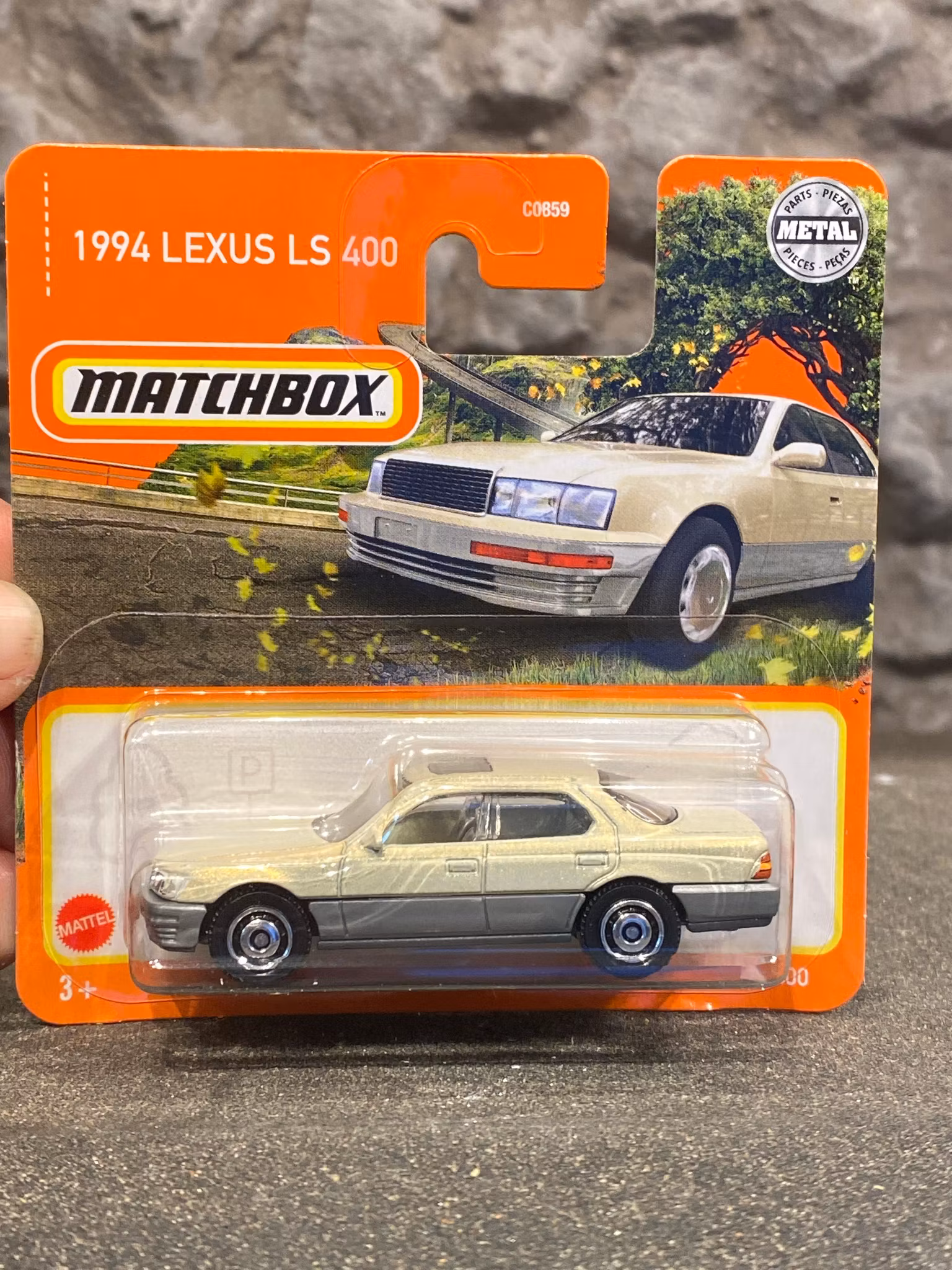 Skala 1/64 Matchbox - Lexus LS 400 94'