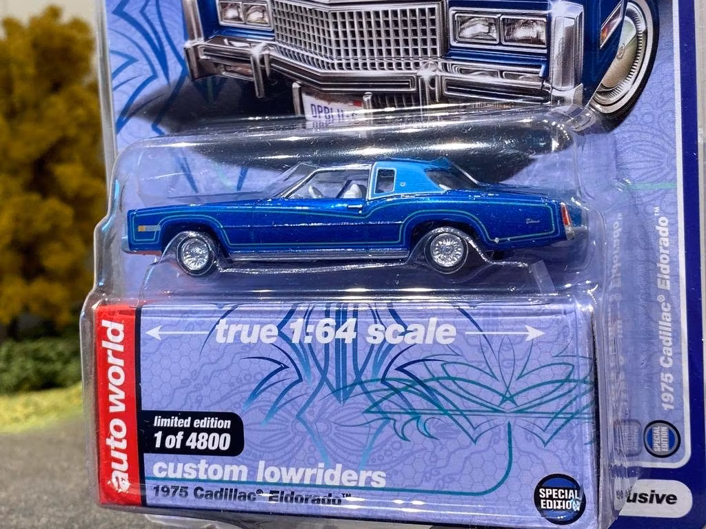 Skala 1/64 Cadillac Eldorado 75' från AUTO WORLD "Custom lowriders" MiJo Lim. Ed