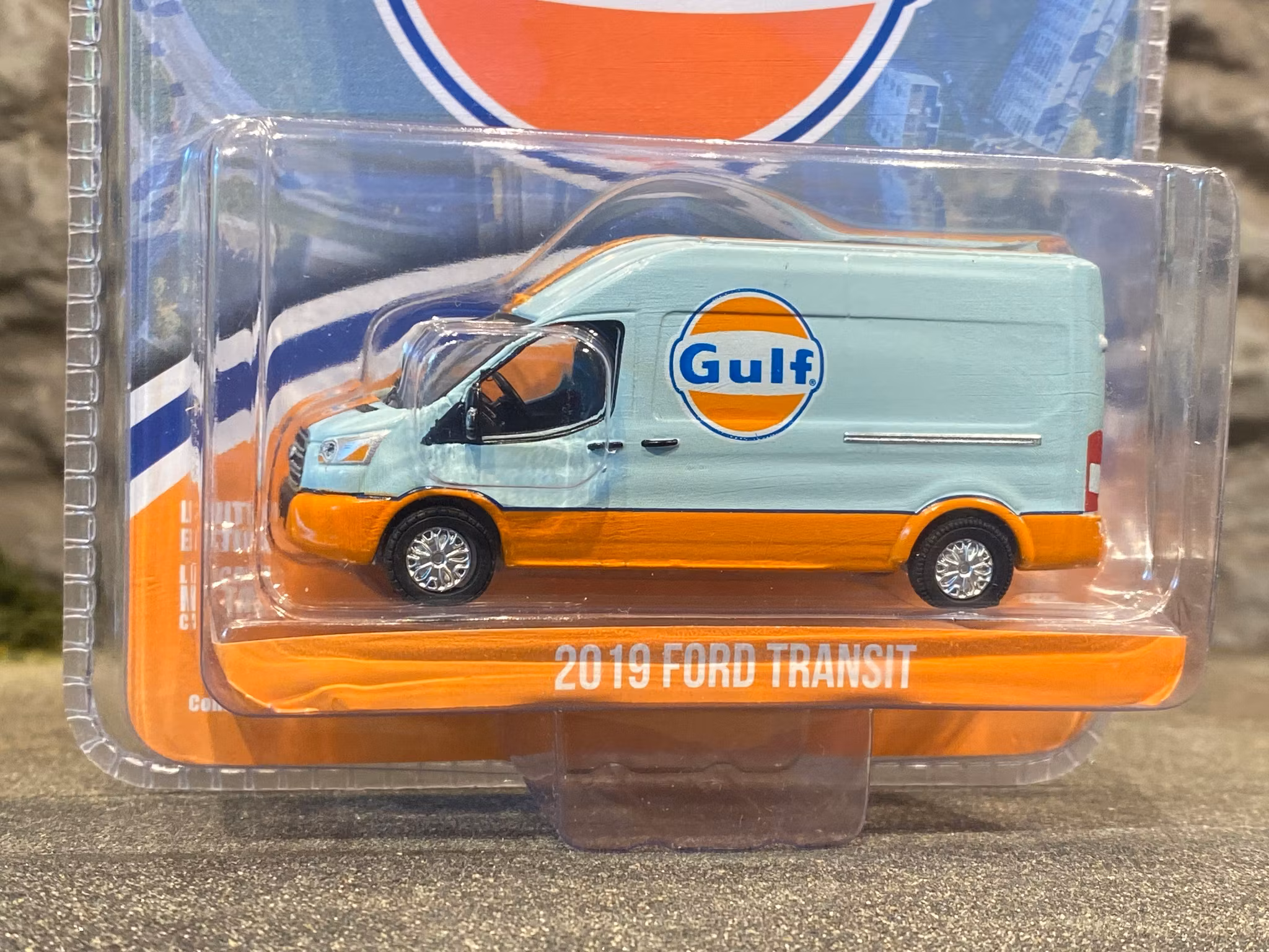 Skala 1/64 Ford Transit, GULF fr Greenlight Exclusive