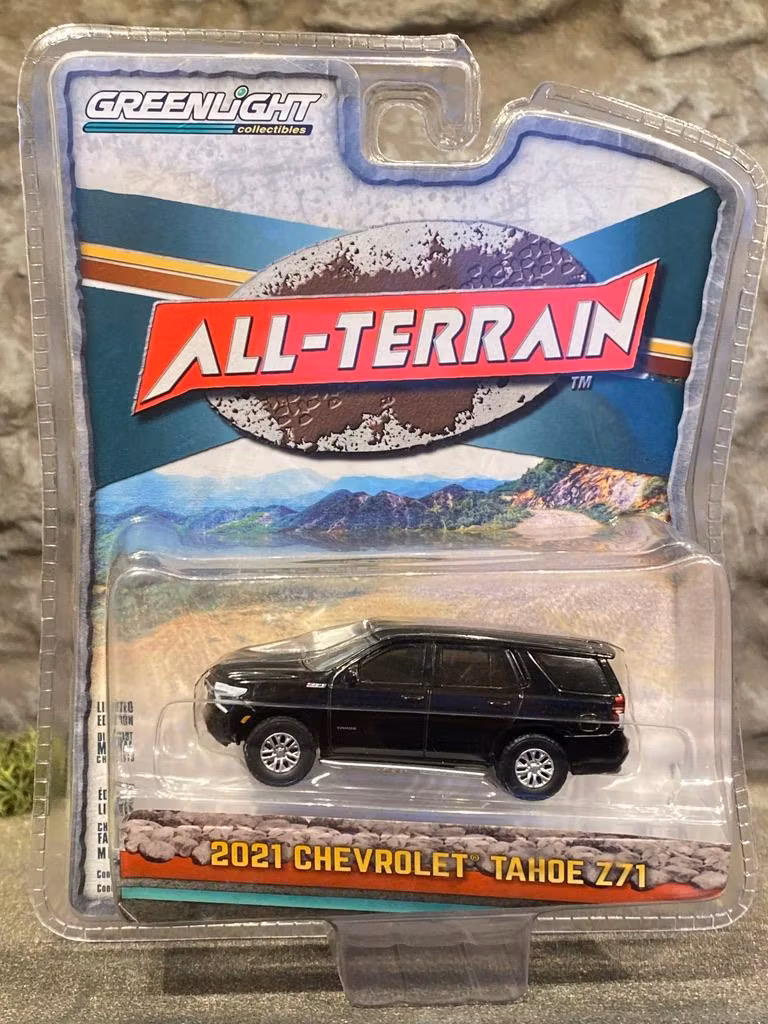 Skala 1/64 Chevrolet Tahoe Z71 21' "All-Terrain" från Greenlight