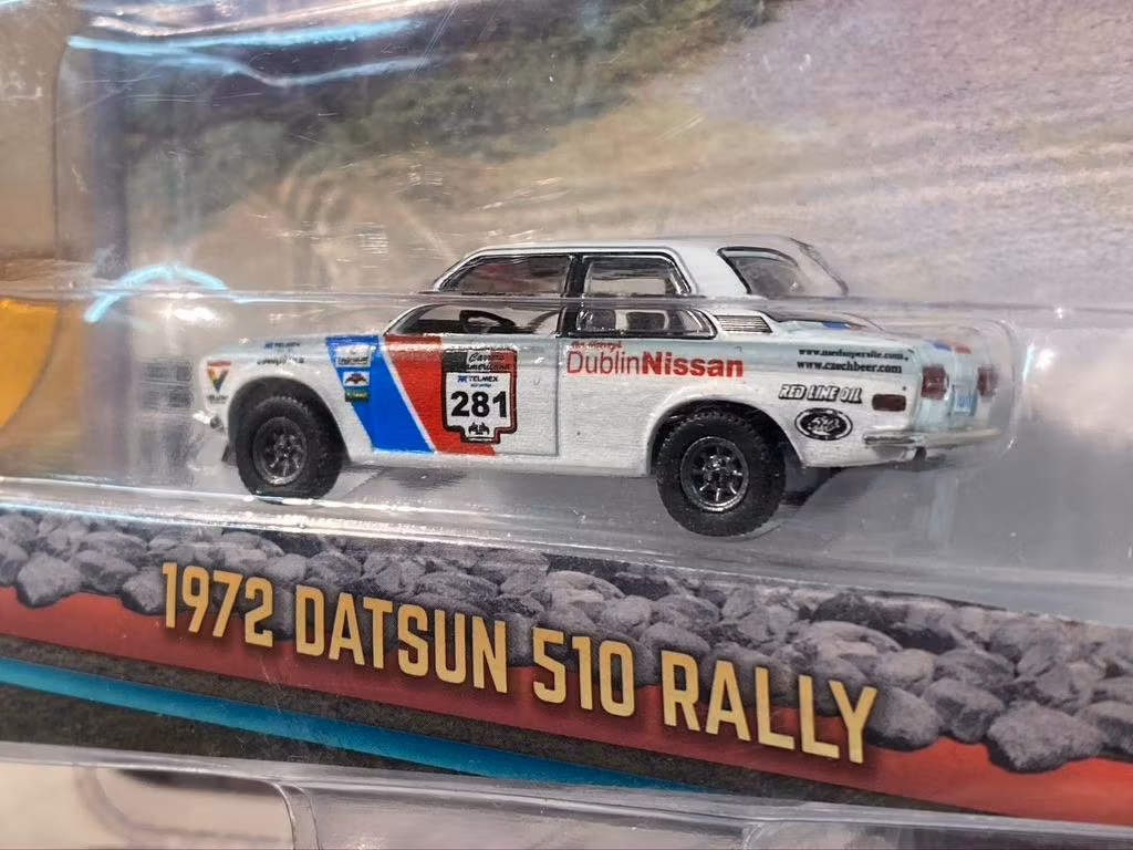 Skala 1/64 Datsun 510 Rally 72' "All-Terrain" från Greenlight