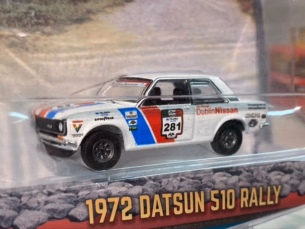 Skala 1/64 Datsun 510 Rally 72' "All-Terrain" från Greenlight