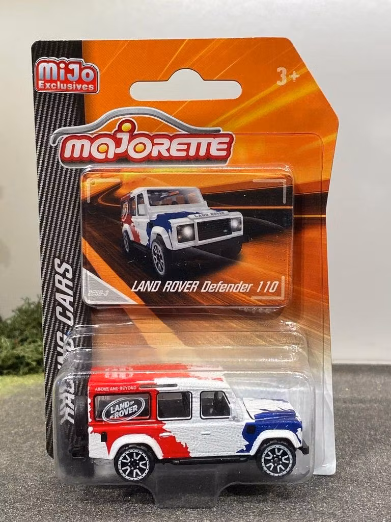Skala 1/64 LAND ROVER DEFENDER 110 från Majorette MiJo Exclusives
