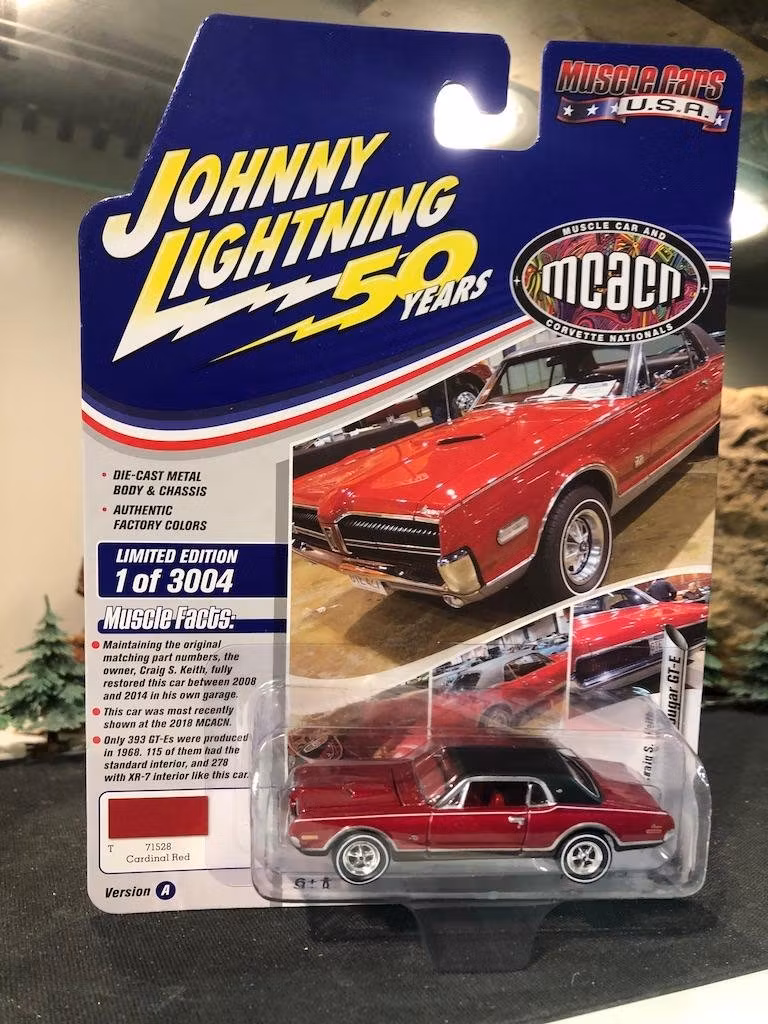 Skala 1/64 Mercury Cougar GT-E 68' "MCACN" Muscle Cars USA f Johnny Lightning