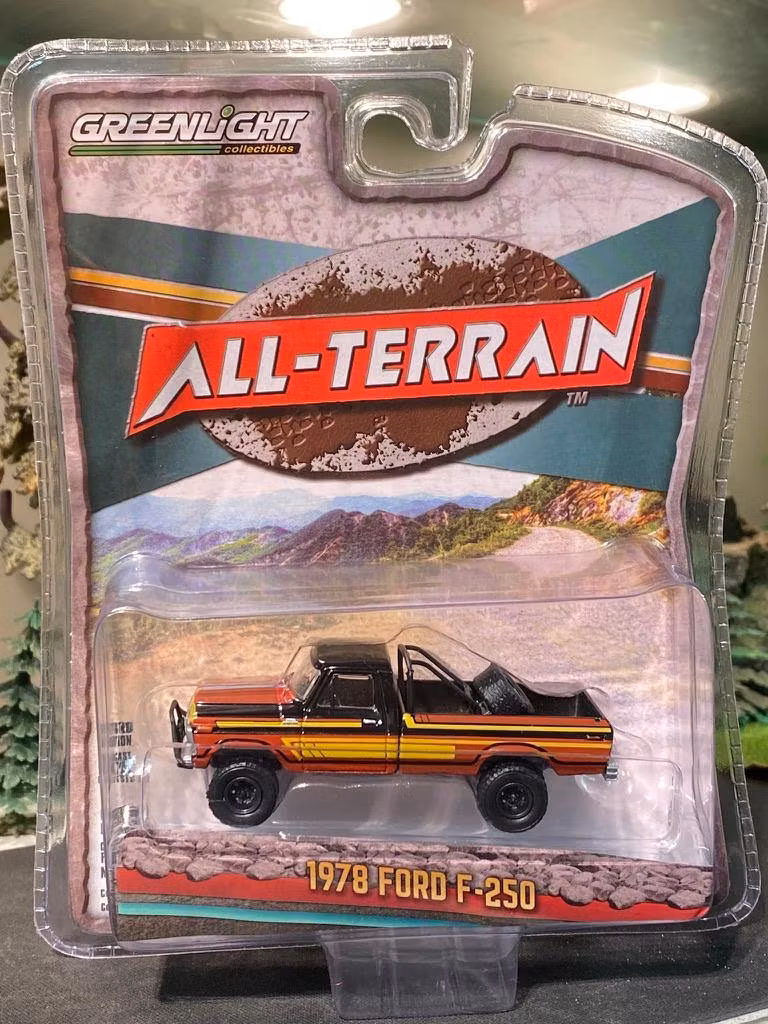 Skala 1/64 Ford F-250 78' "All-Terrain" från Greenlight