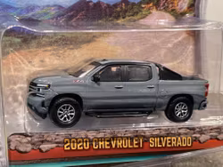 Skala 1/64 Chevrolet Silverado 20' Ser.11 "All-Terrain" från Greenlight