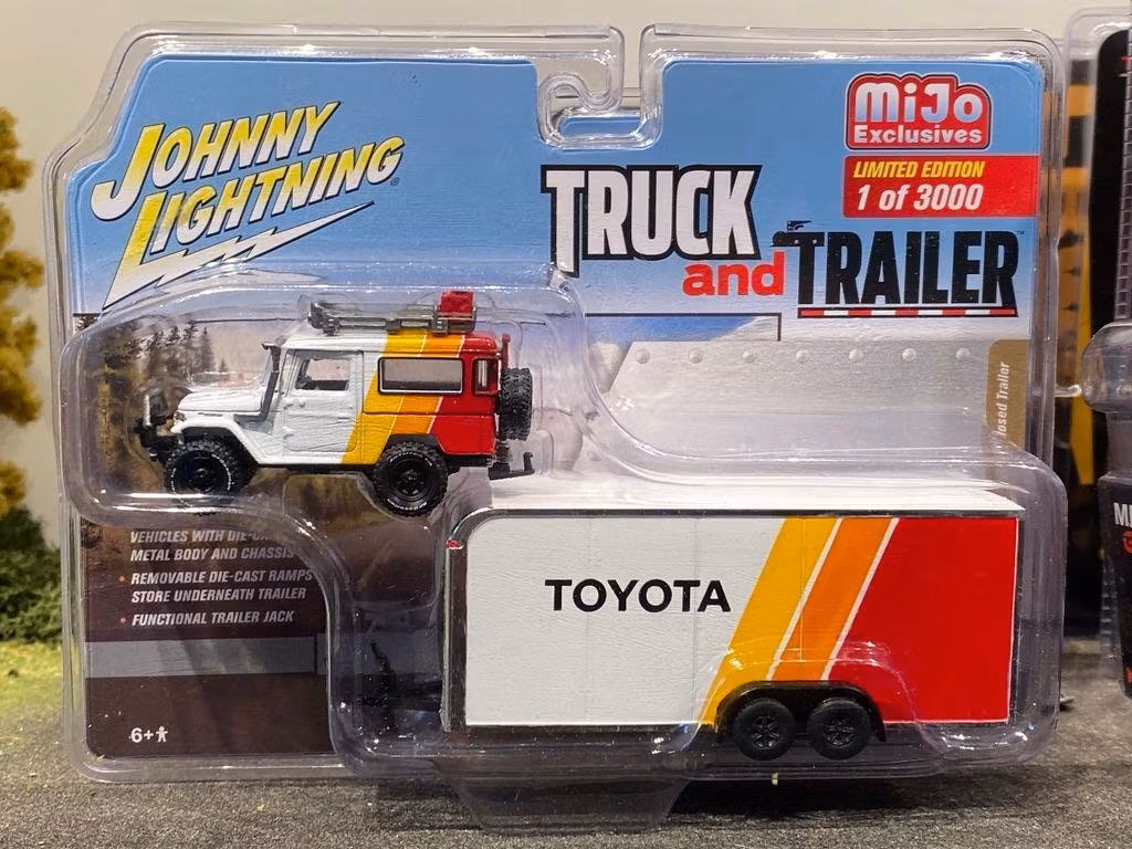 Skala 1/64 Urhäftig Toyota Land Cruiser 80' m släp fr Johnny Lightning MiJo excl