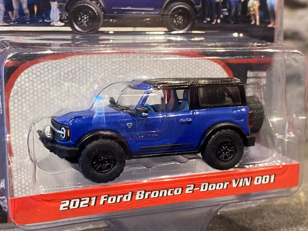 Skala 1/64 Ford Bronco 2-door VIN#001 Barrett Jackson auctions fr Greenlight