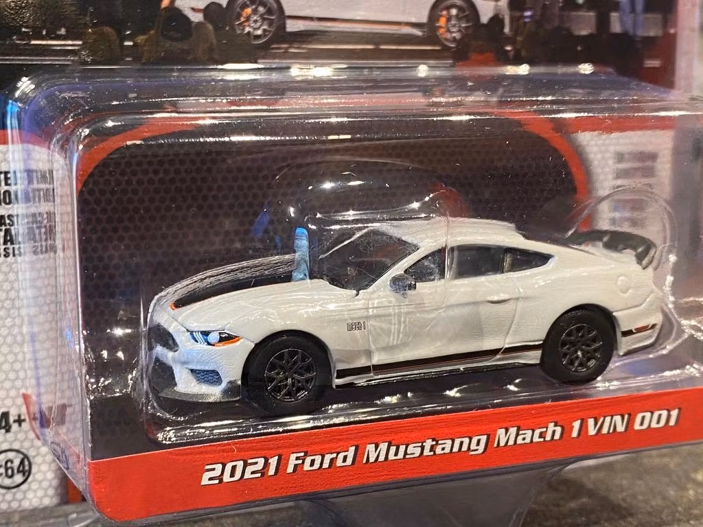 Skala 1/64 Ford Mustang Mach 1 VIN#001 21' Barrett Jackson auctions fr Greenlight