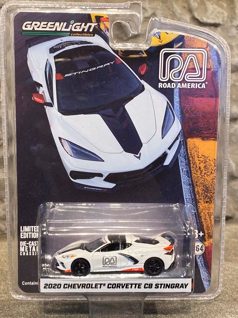 Skala 1/64 2020 Chevrolet Corvette C8 Stingray "Road America" från Greenlight