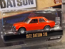 Skala 1/64 Datsun 510 72' "Tokyo Torque" från Greenlight