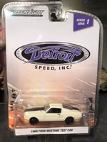 Skala 1/64 Ford Mustang Test Car 66' "Detroit Speed" från Greenlight