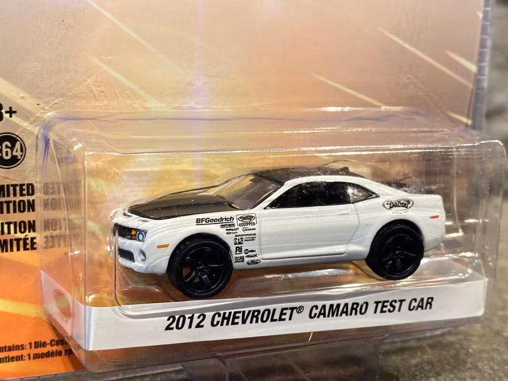 Skala 1/64 Chevrolet Camaro 12' Test car "Detroit Speed" från Greenlight