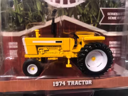 Skala 1/64 Traktor 1974' från Greenlight "Down on the Farm"