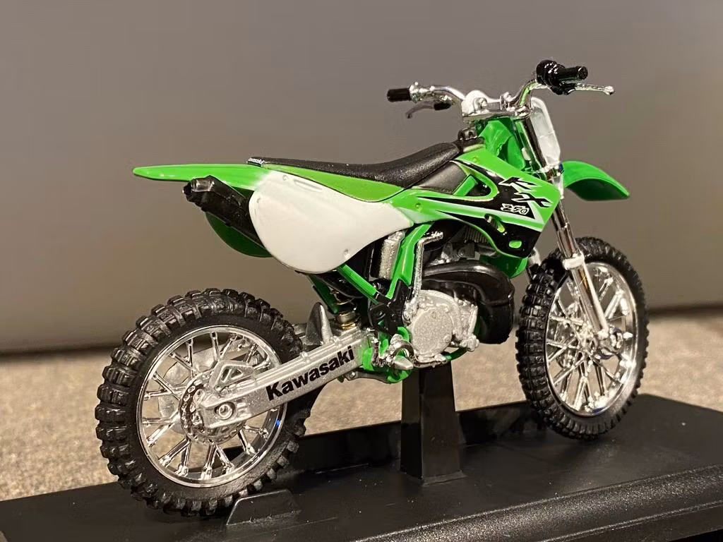 Skala 1/18 Motorcykel Kawasaki KX 250fr Welly Collection