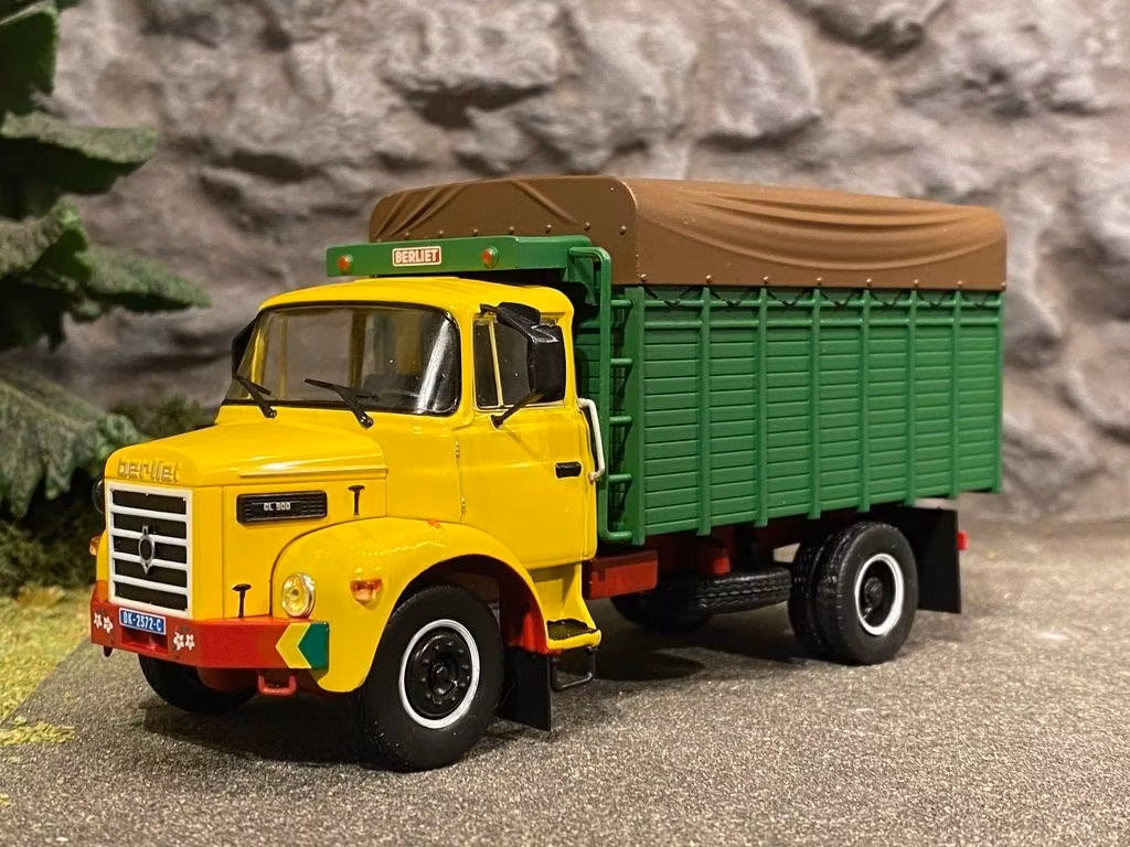 Skala 1/43 Lastbil BERLIET GL 900 f IXO/Hachette