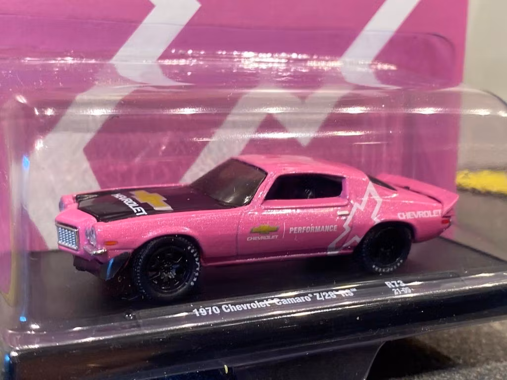 Skala 1/64 Chevrolet Camaro Z/28 RS 70' från M2