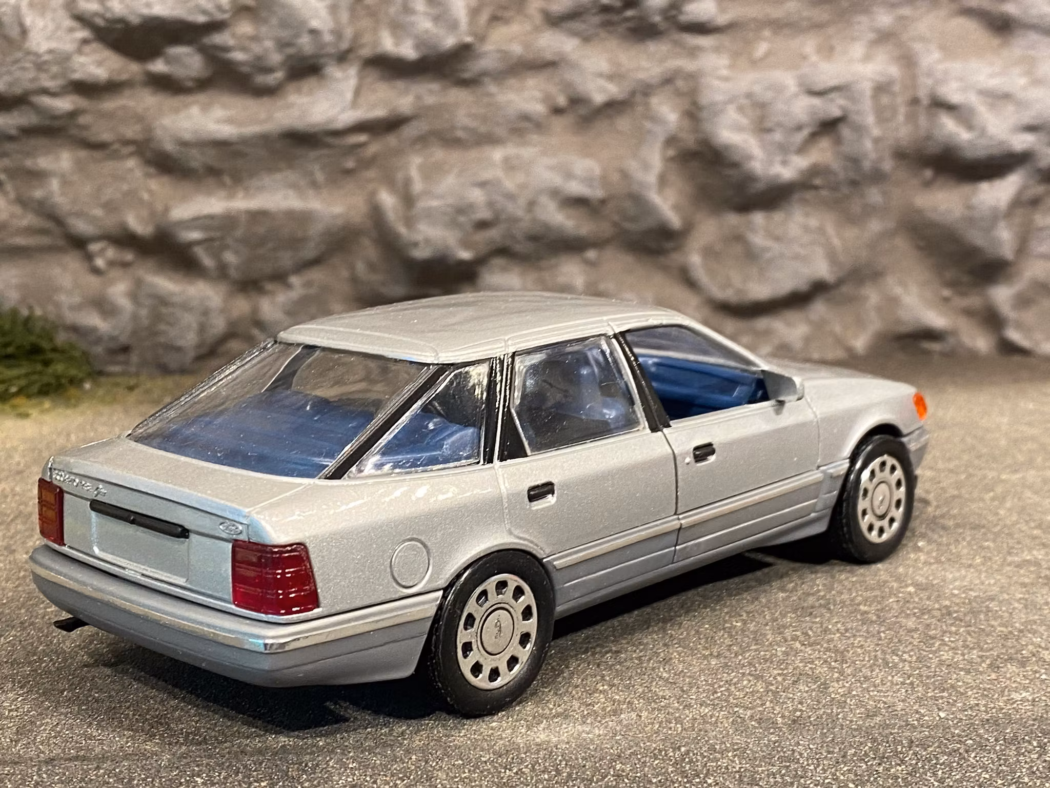 Skala 1/25: FORD Scorpio fr Shaback Modell