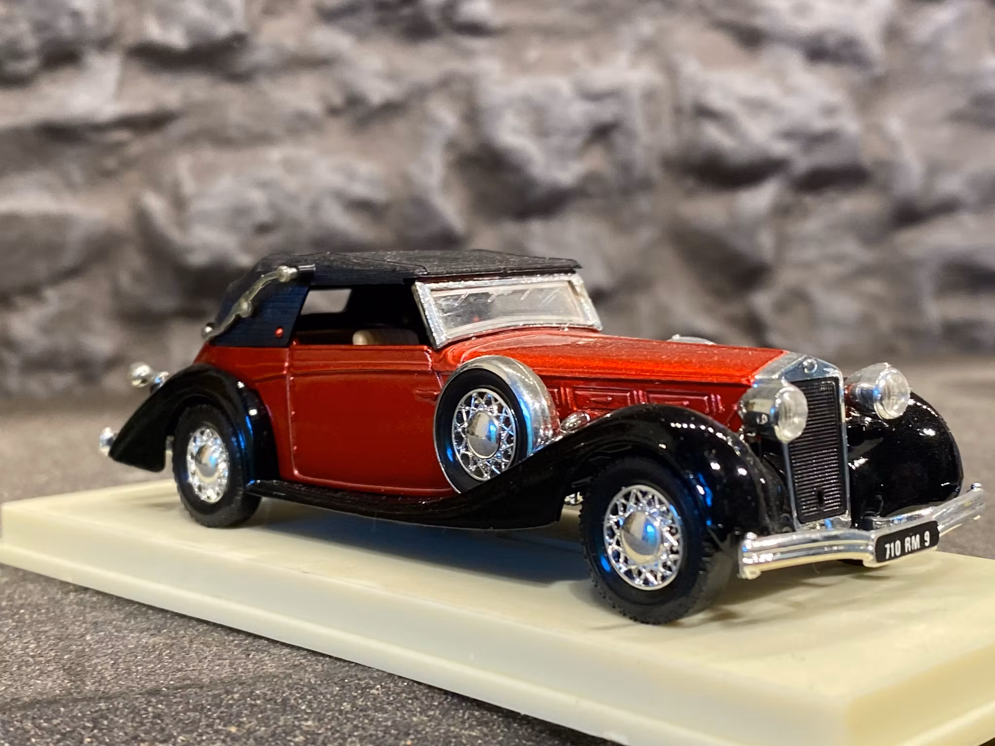 Skala 1/43 Les Modeles Prestigieux: Delage D8 120 1939 fr Solido