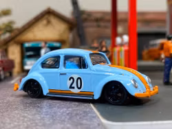 Skala 1/64 Volkswagen Typ 1 Beetle/Bubbla i Gulf-färger fr Schuco/TARMAC works