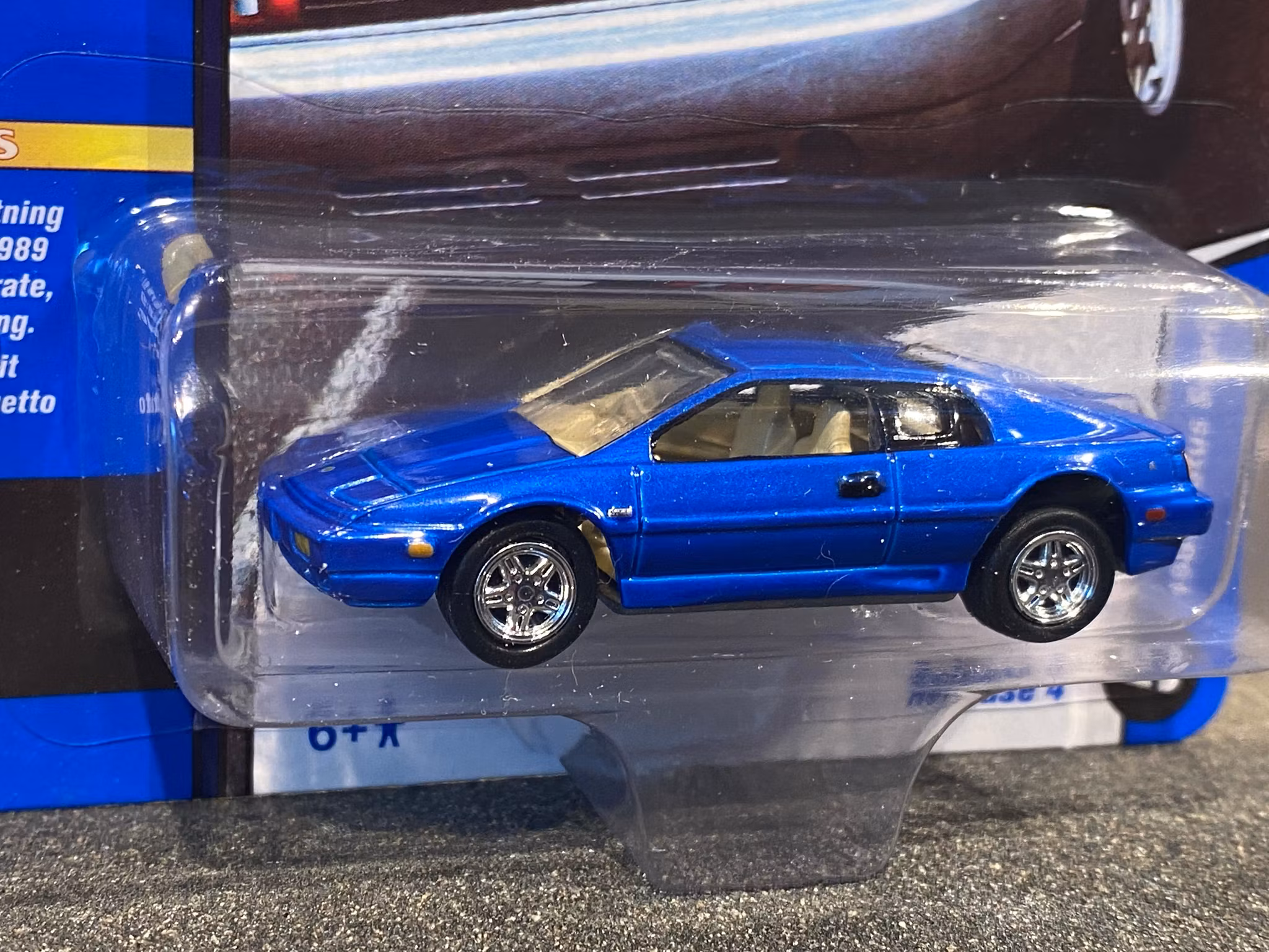 Skala 1/64 - Lotus Esprit 89', Blå från Johnny Lightning