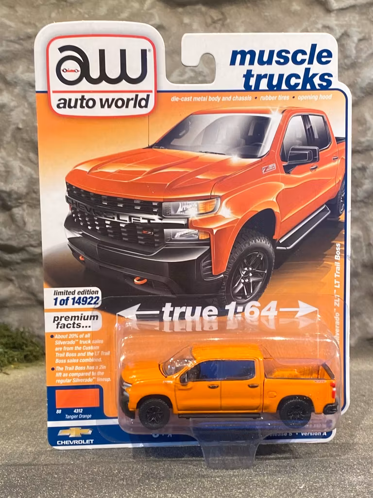 Skala 1/64 Chevy Silverado ZL1 LT Trail Boss 20' fr AUTO WORLD Lim.Ed. Rel.5 Ver A