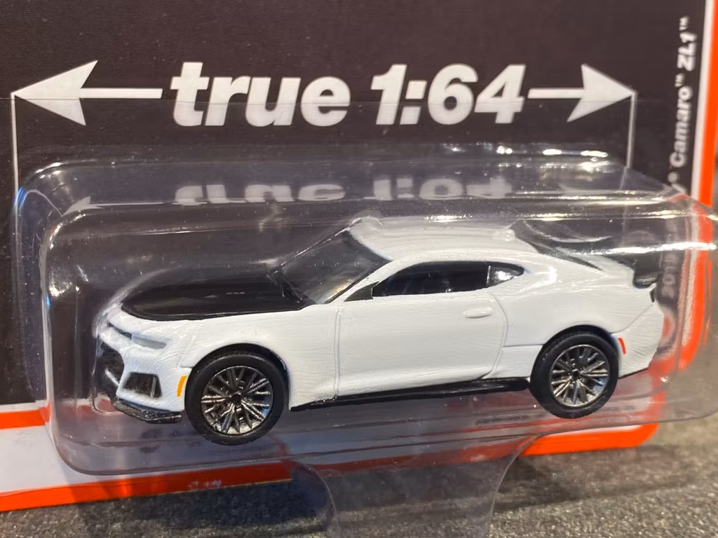Skala 1/64 Chevy Camaro ZL1 2019' fr AUTO WORLD Lim.Ed. Rel.4 Ver B