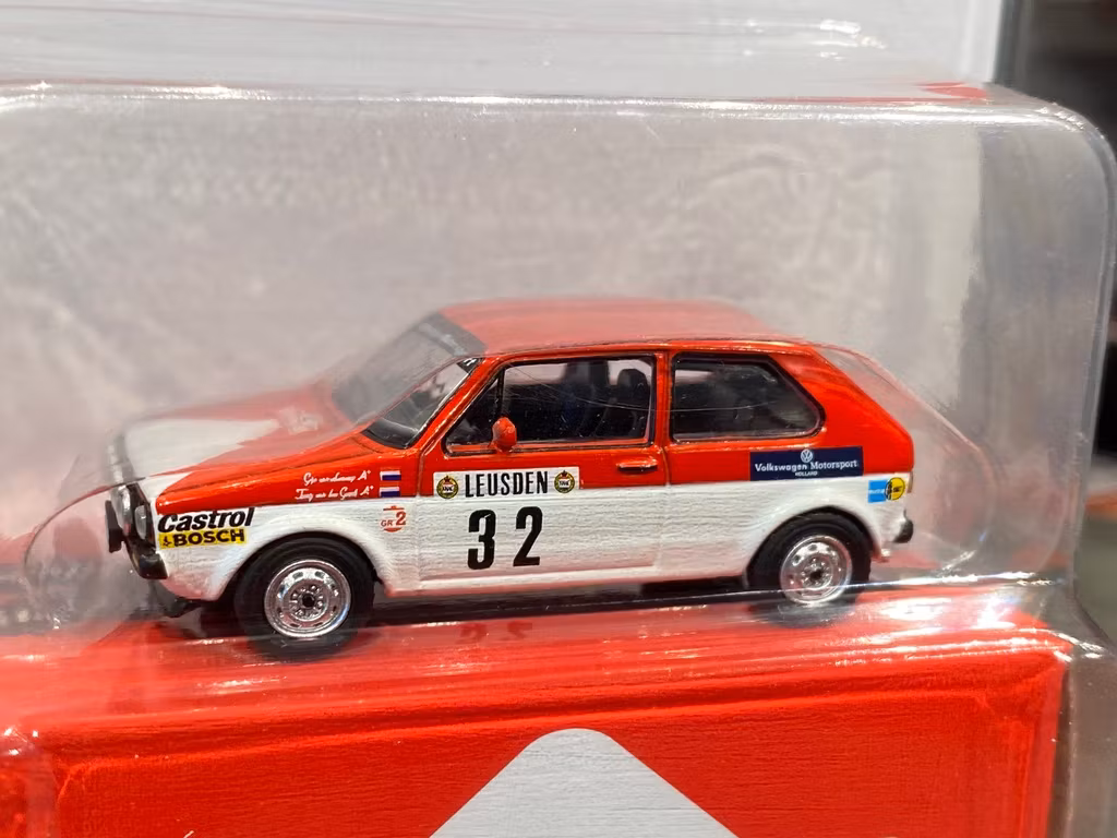 Skala 1/64 Volkswagen Golf GTI Rally Monte Carlo f TARMAC Schuco