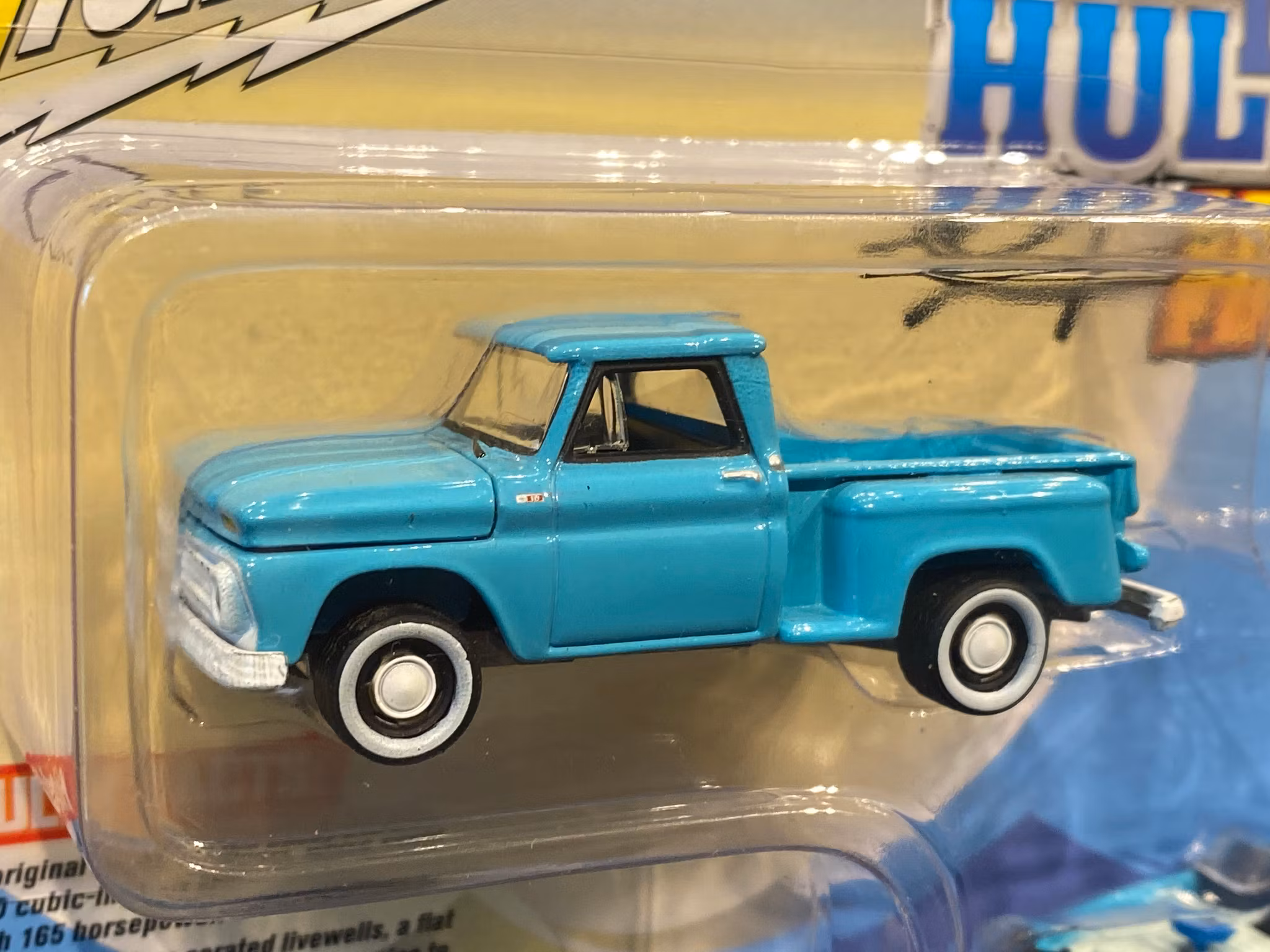 Skala 1/64 Chevy Stepside m Båt & Trailer "Hulls & Haulers" fr Johnny Lightning