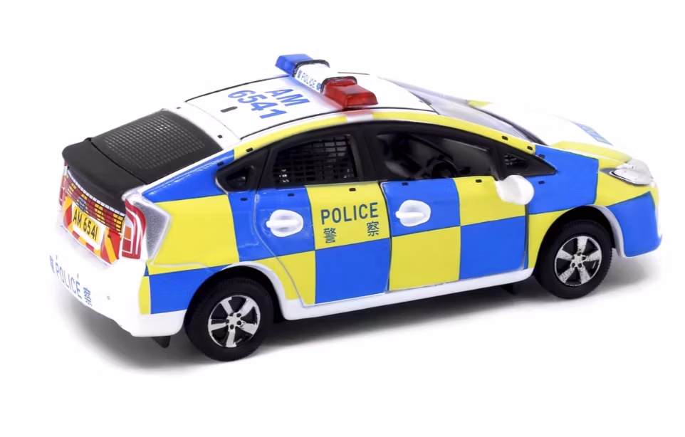 Skala 1/64 - Toyota Prius, Trafikpolis i Hong Kong fr Tiny