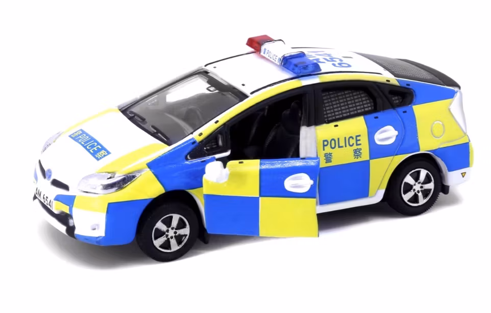 Skala 1/64 - Toyota Prius, Trafikpolis i Hong Kong fr Tiny