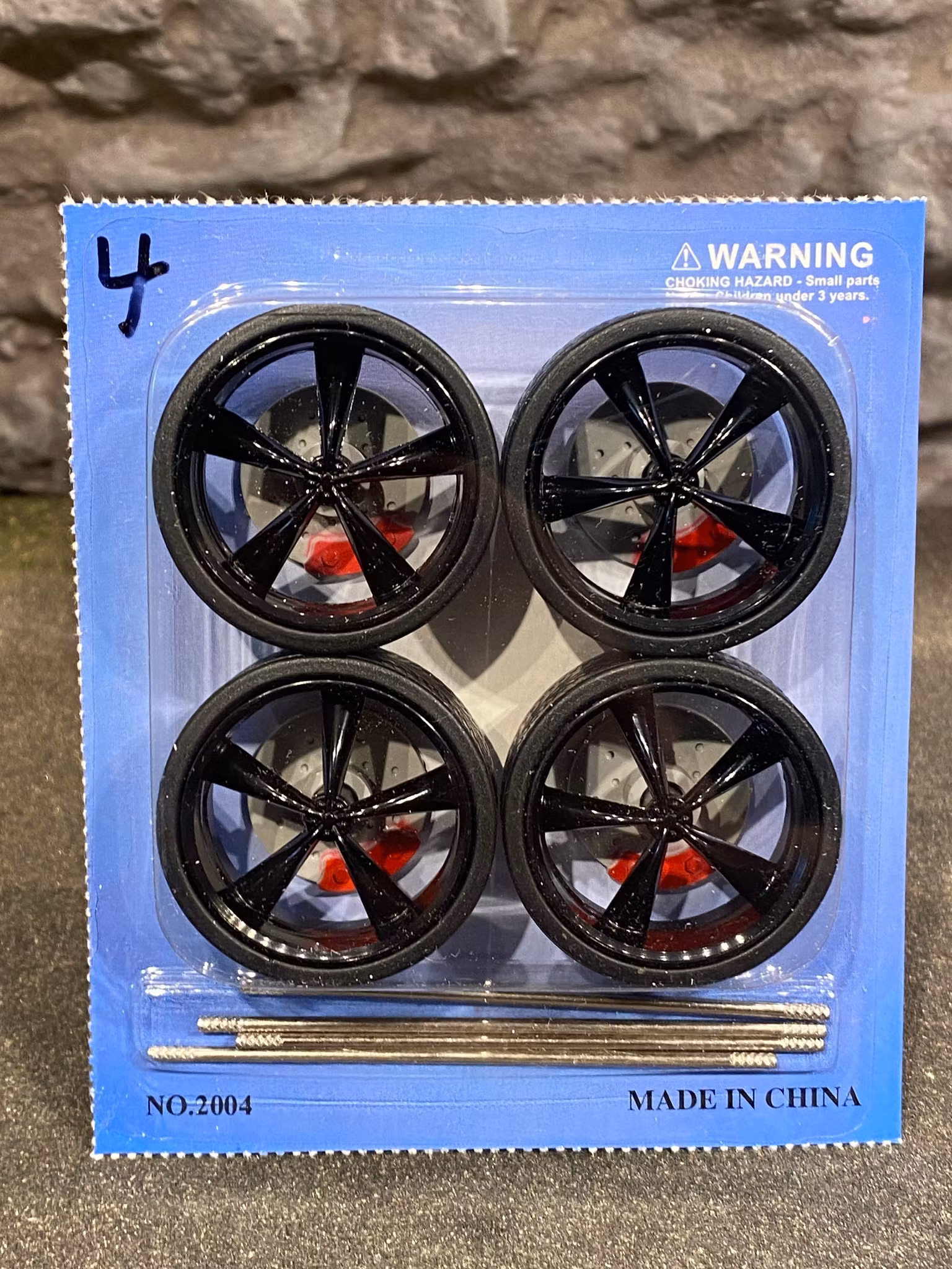 Skala 1/18 Hjul t bilmodell: Modell 4, Motsvarar ca 20 tum fr PARTS!