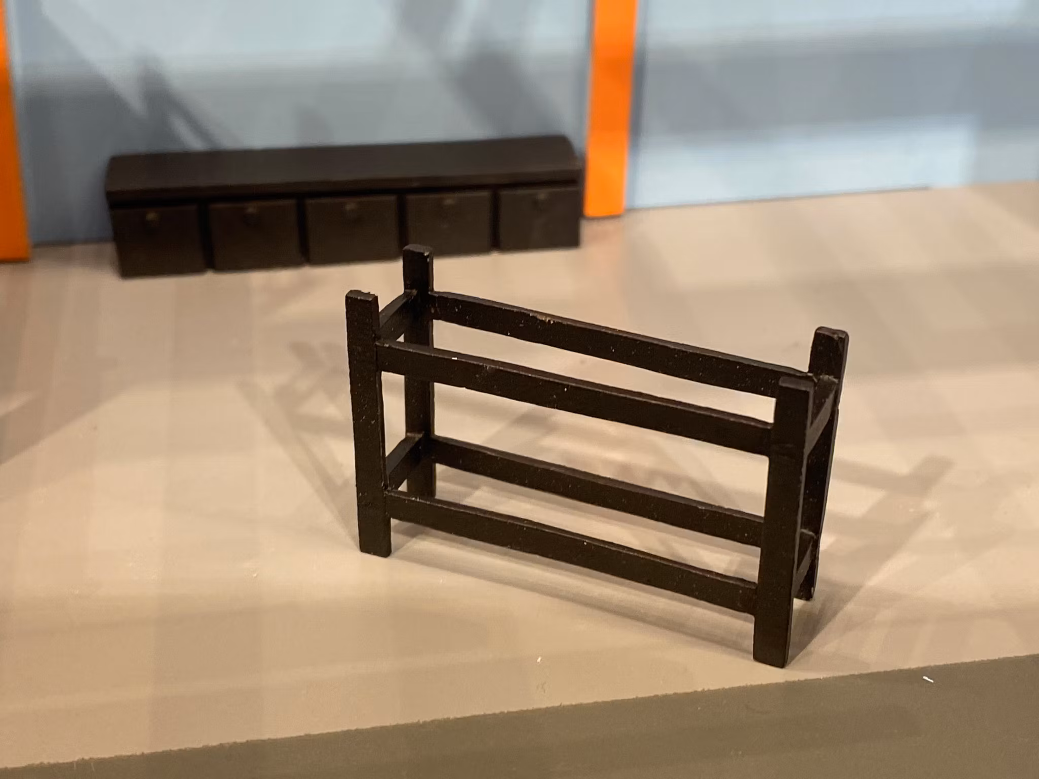 Skala 1/64: Stort Garage "Gulf" - Byggsats AD-76531 fr. American Diorama MiJo