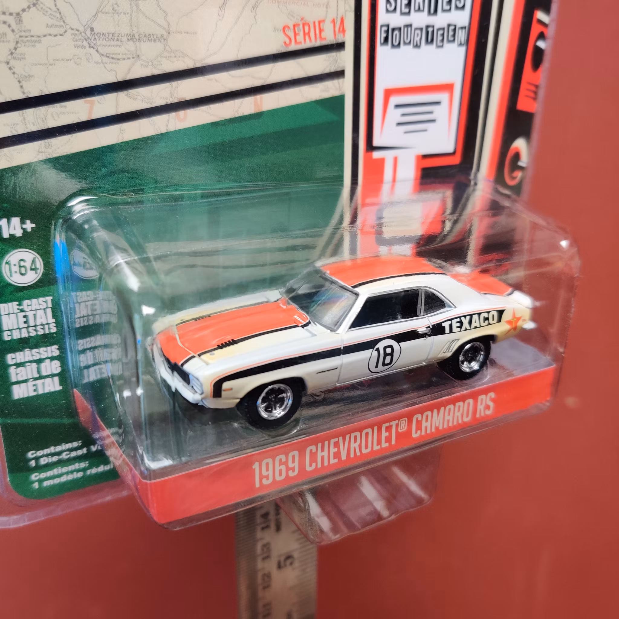 Skala 1/64 Chevrolet Camaro RS 69' Texaco - Running on Empty fr Greenlight