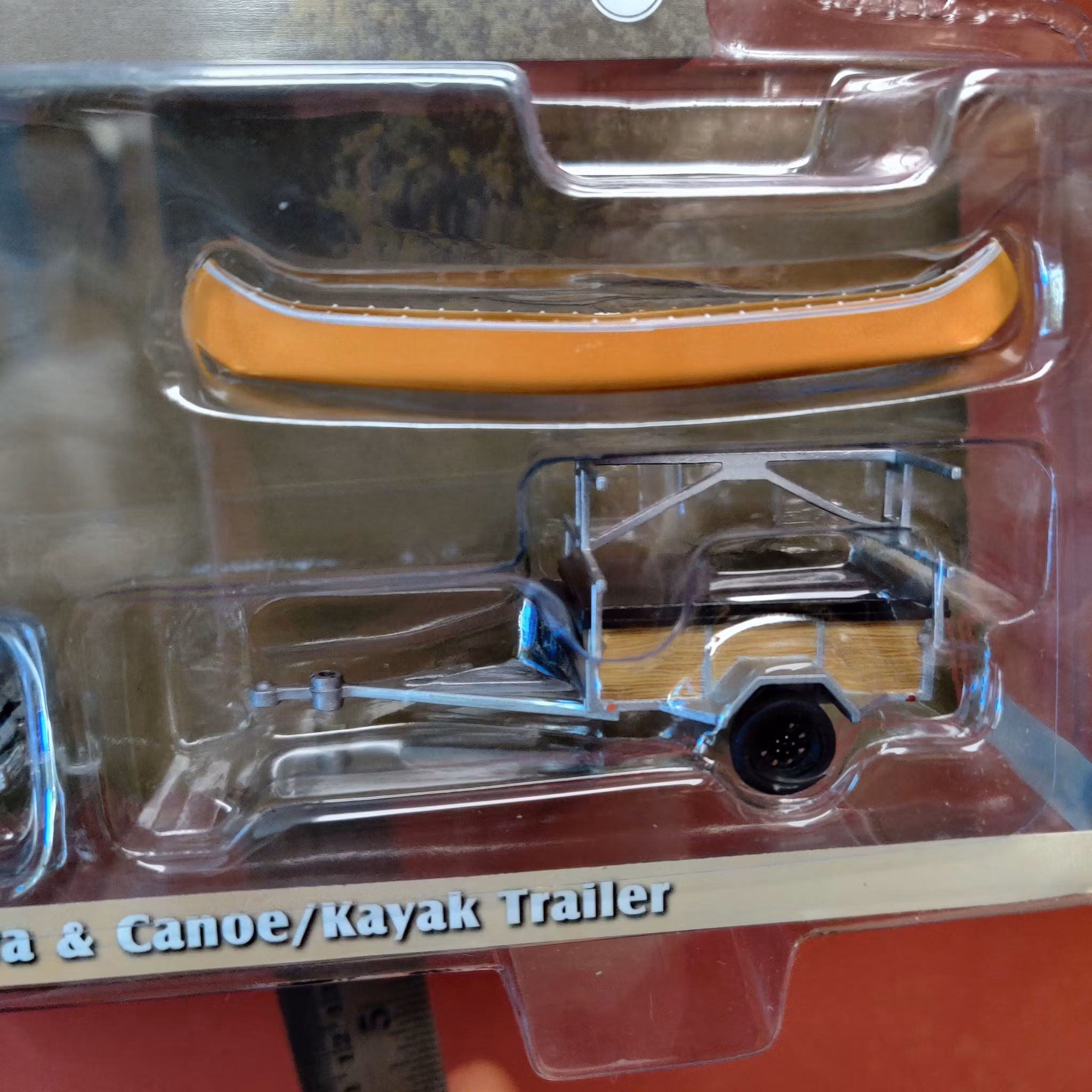 Skala 1/64 1988 GMC S-15 Sierra & Trailer med kanot & kajak GreenLight Hitch & Tow