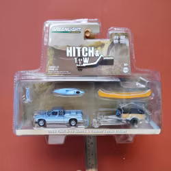 Skala 1/64 1988 GMC S-15 Sierra & Trailer med kanot & kajak GreenLight Hitch & Tow