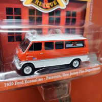 Skala 1/64 Ford Econoline 70' "New Jersey Dep. Fire 5901 Rescue" fr Greenlight